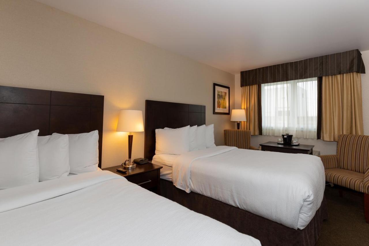 Quality Inn & Suites Матан Екстериор снимка