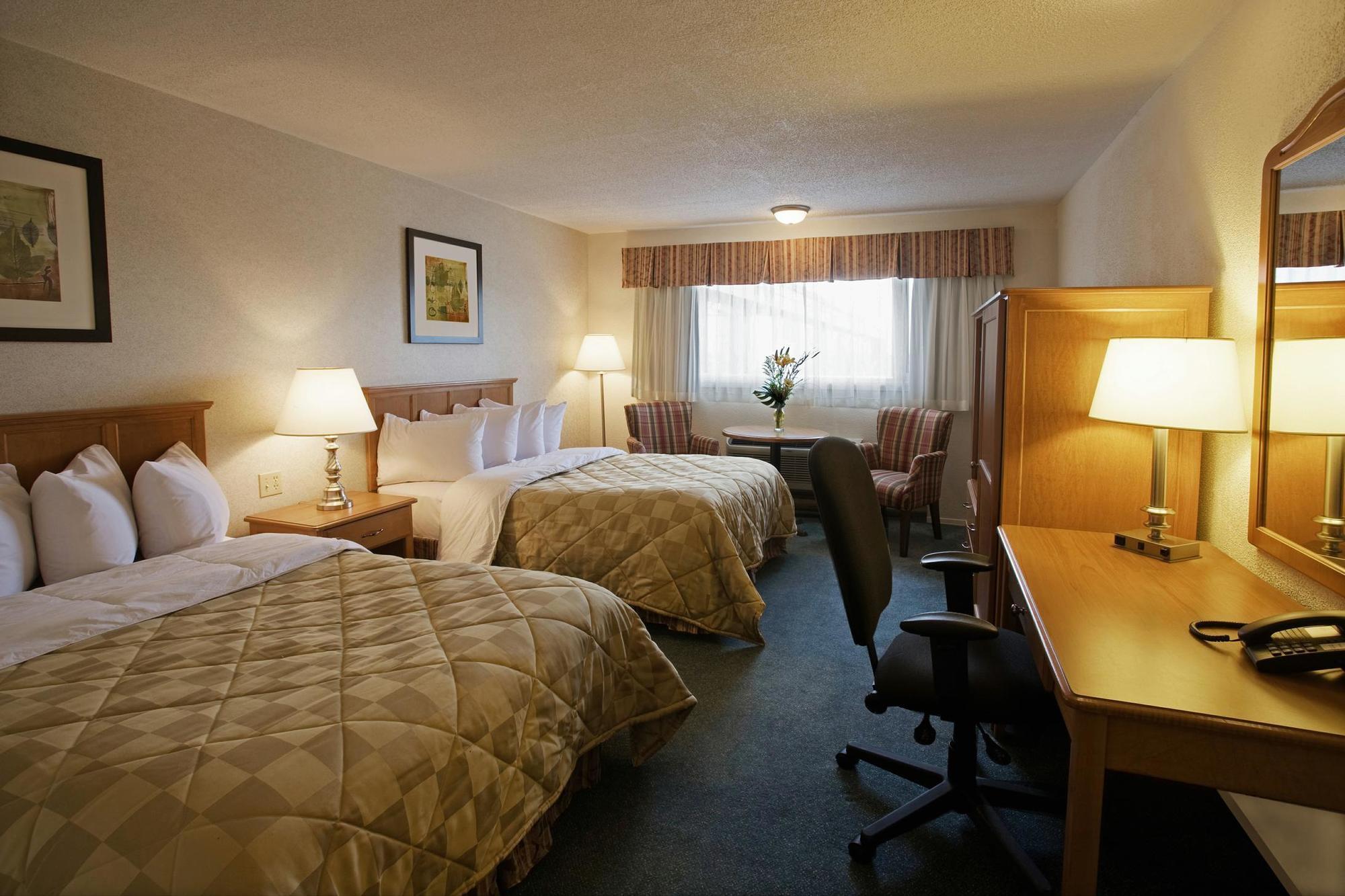 Quality Inn & Suites Матан Екстериор снимка